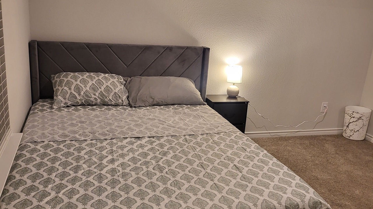 Photo of Bedroom in Everman