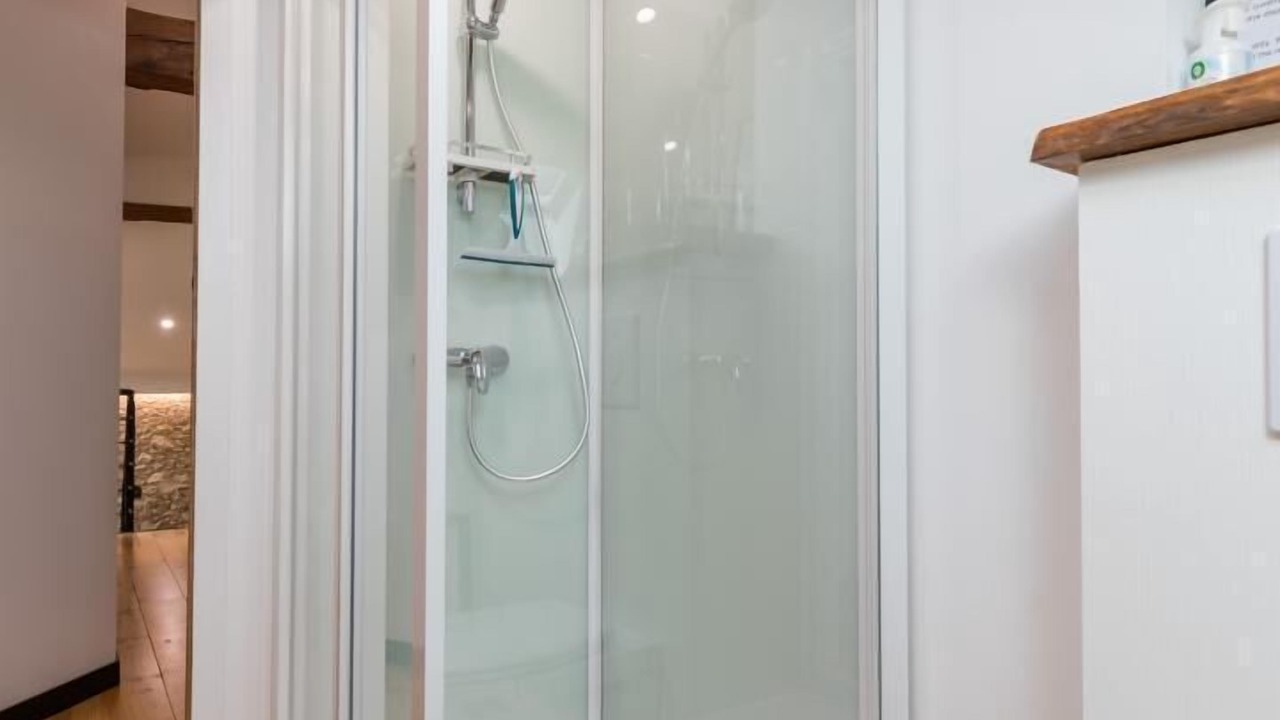 Photo of Bathroom in Roquefort