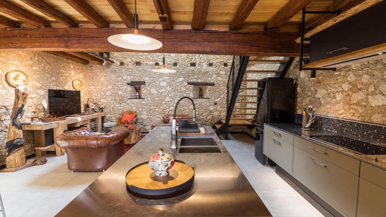 Photo of Others in Roquefort