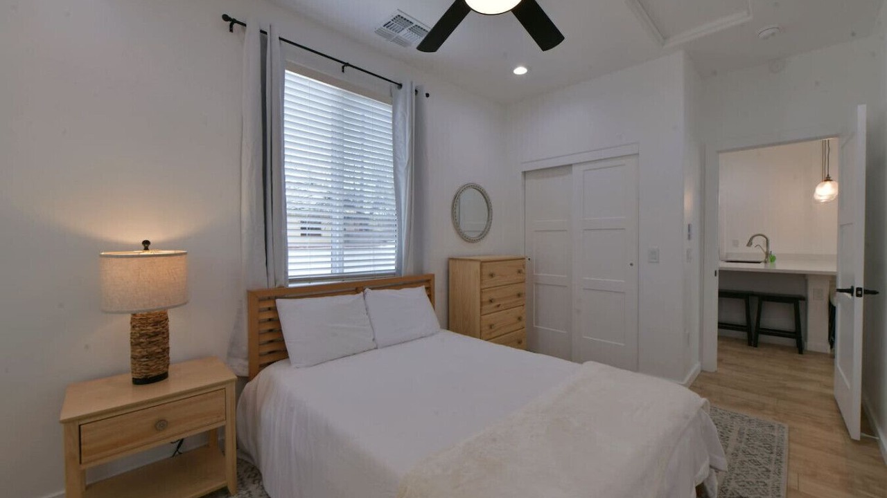 Photo of Bedroom in Feldman's