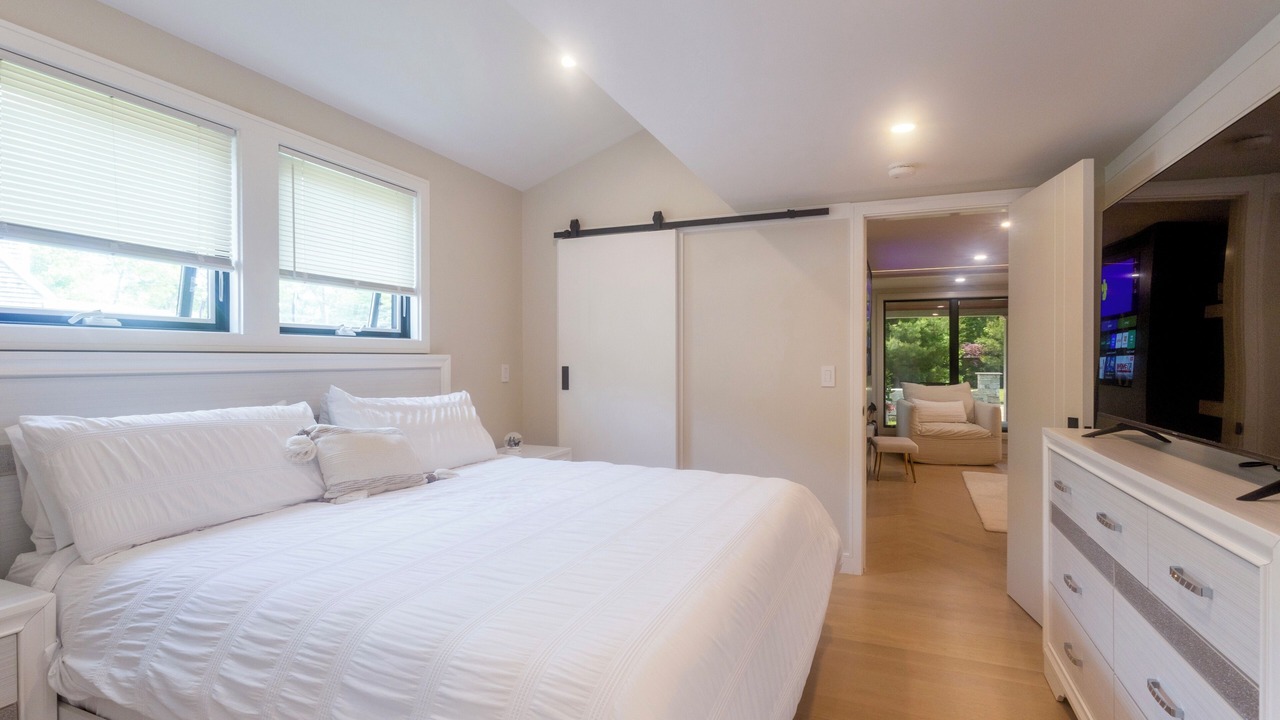 Photo of Bedroom in Tisbury