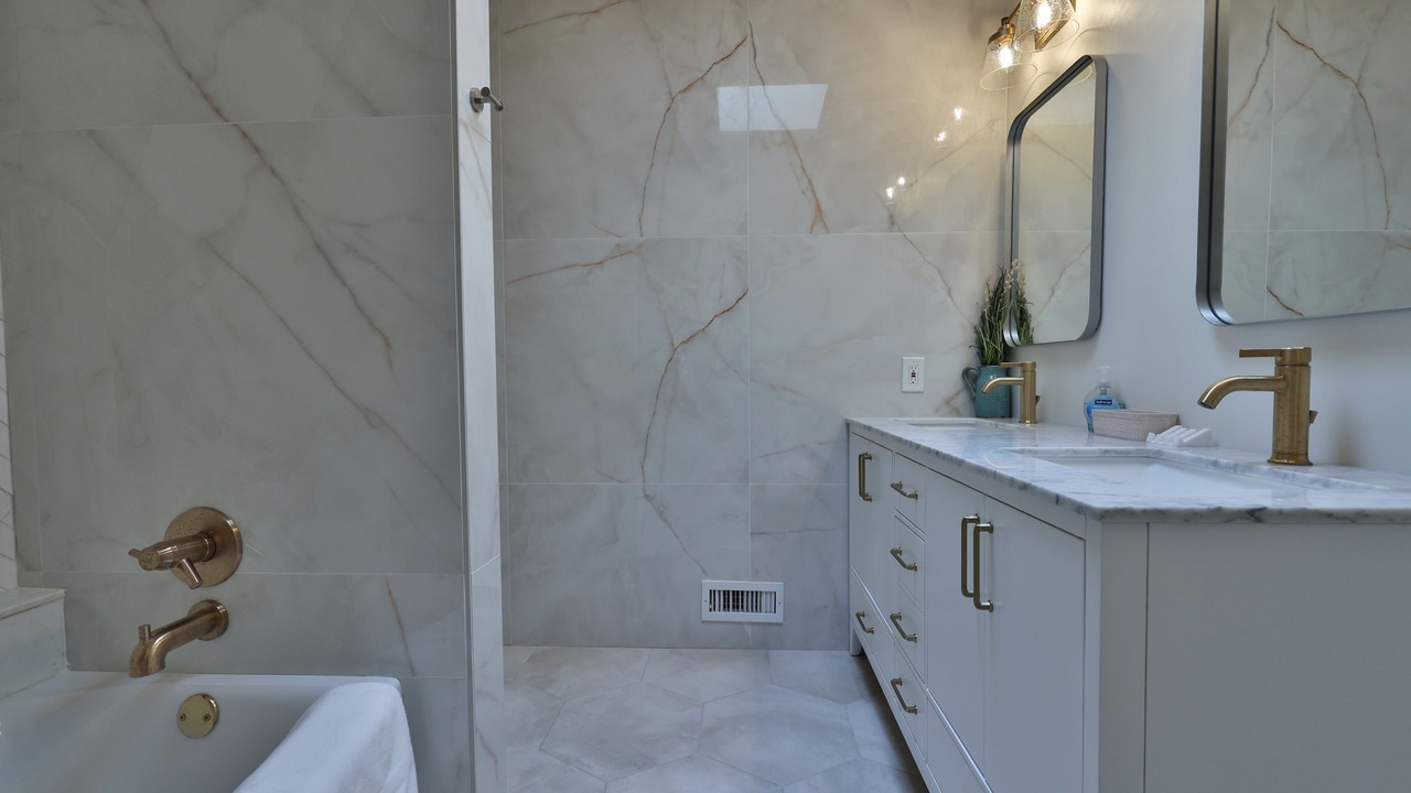 Photo of Bathroom in North Auburn