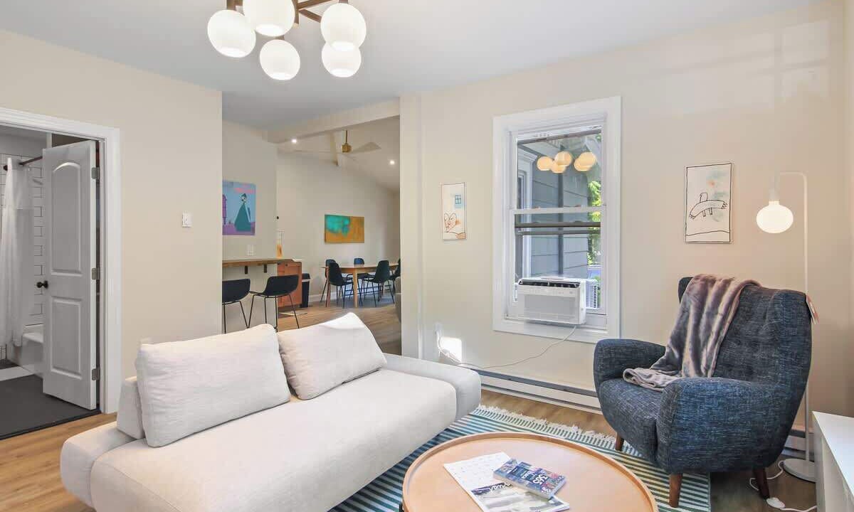 Photo of Livingroom in Ithaca
