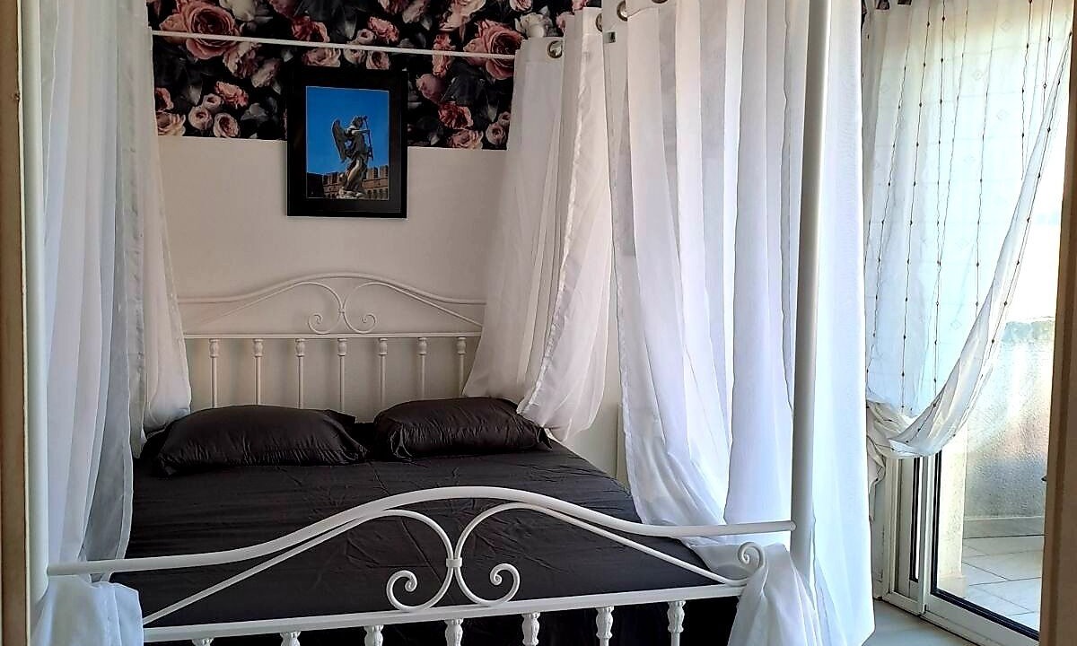 Photo of Bedroom in Megrit