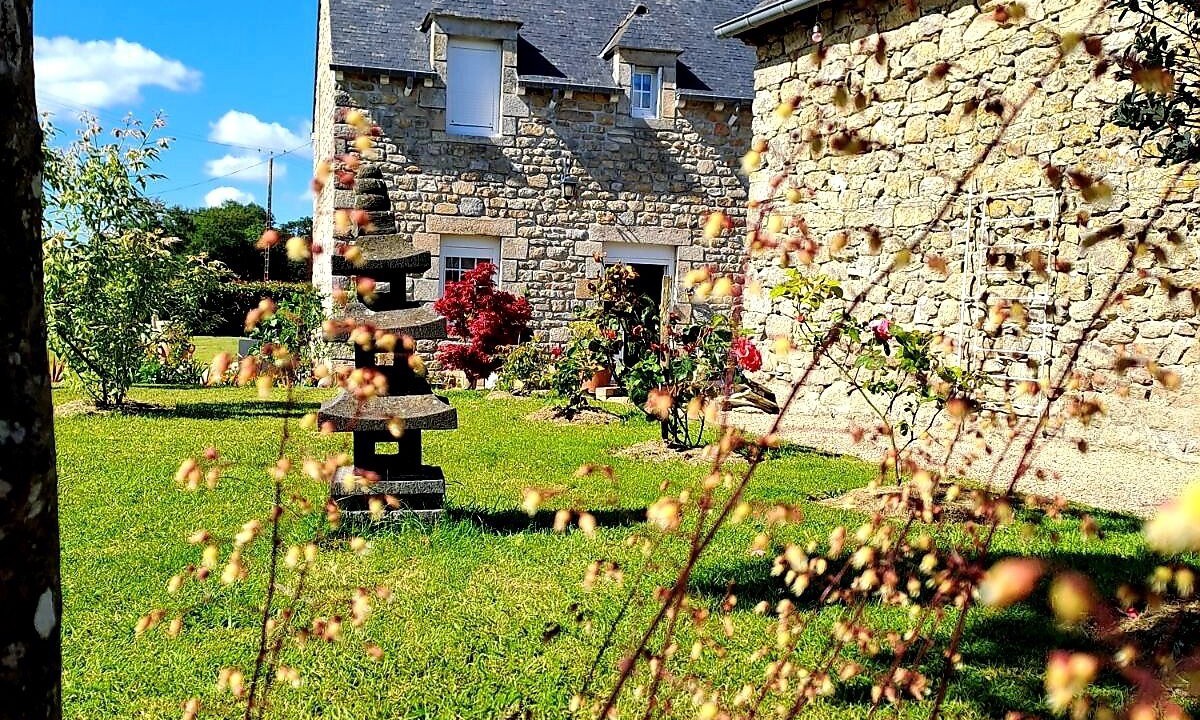 Photo of Outdoor in Megrit