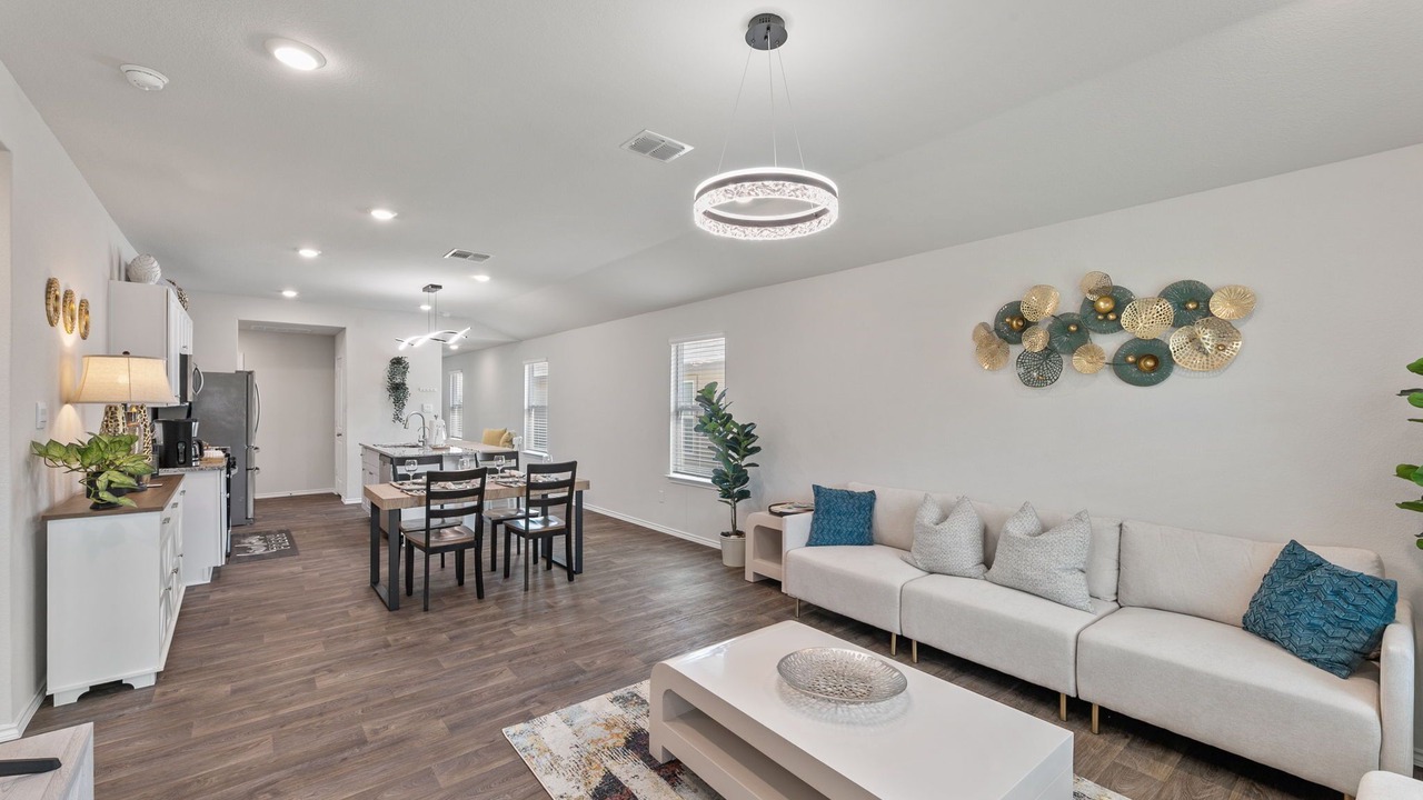Photo of Livingroom in Converse