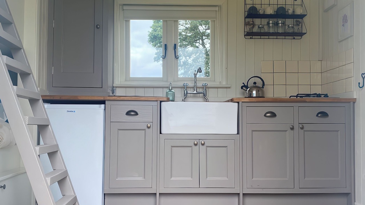 Photo of Others in Lickfold