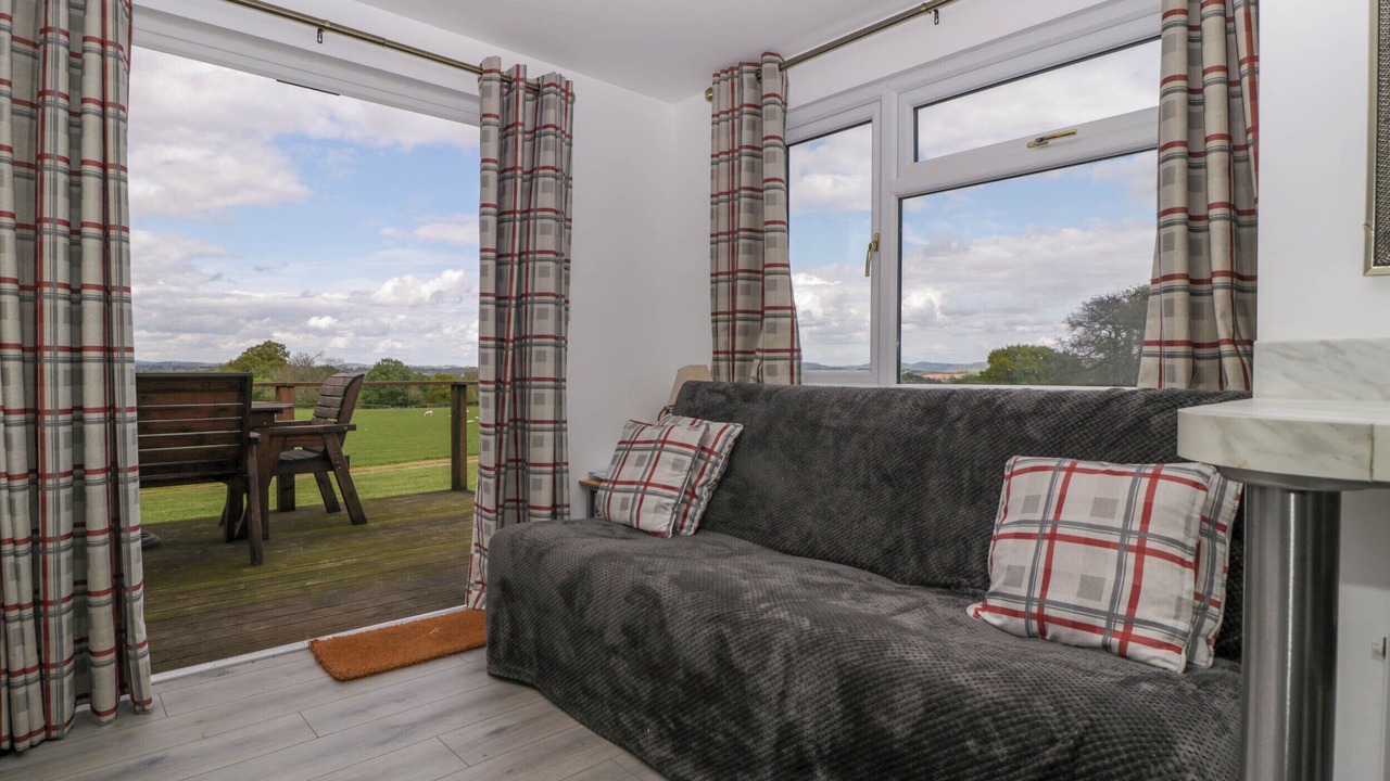 Photo of Livingroom in Llanvair Kilgeddin
