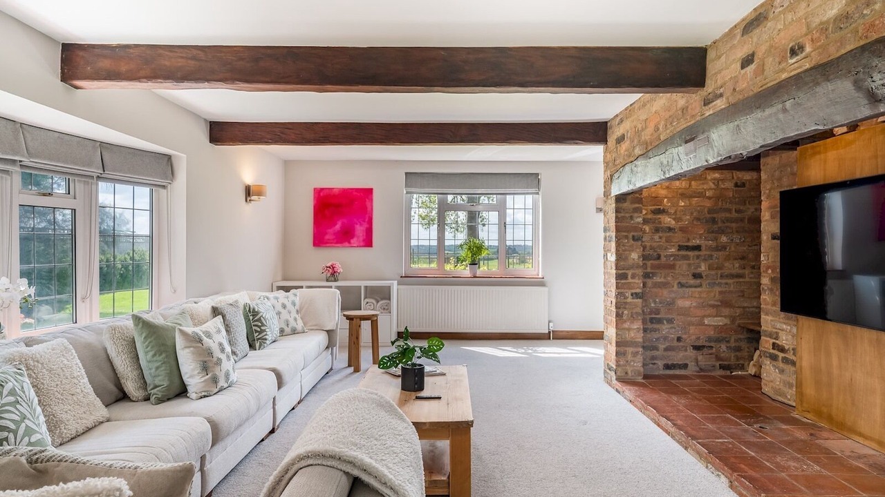 Photo of Livingroom in Radnage