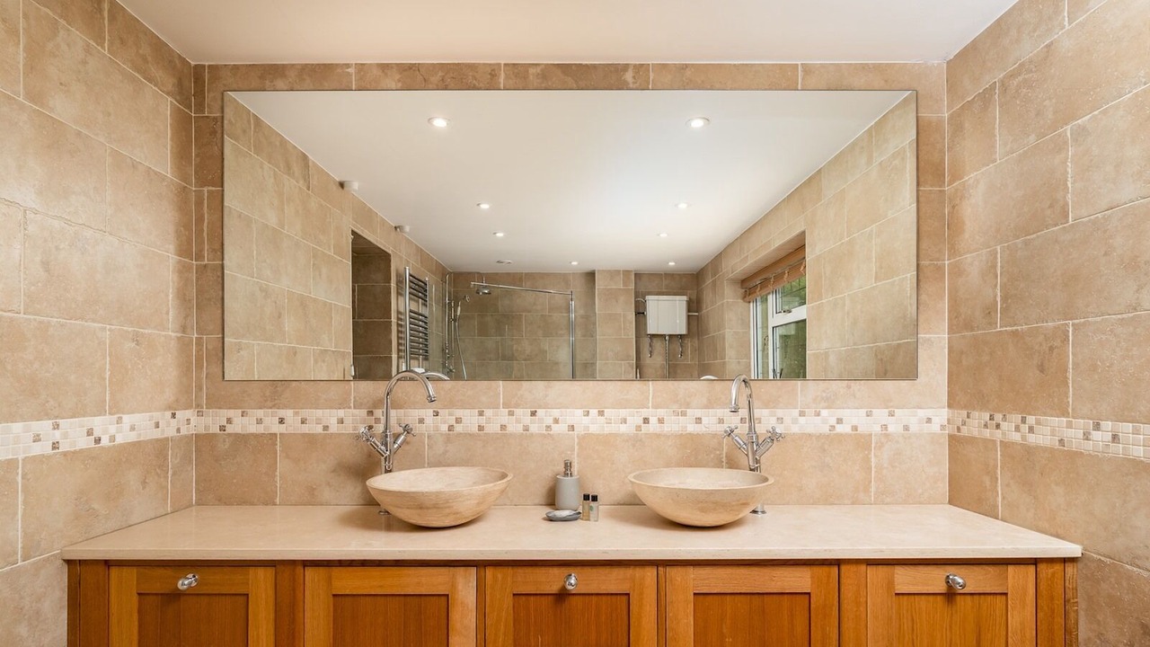 Photo of Bathroom in Radnage