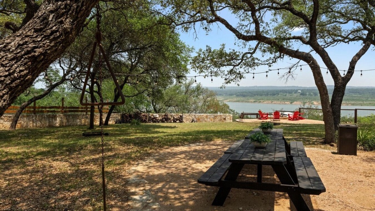 Photo of Outdoor in Spicewood