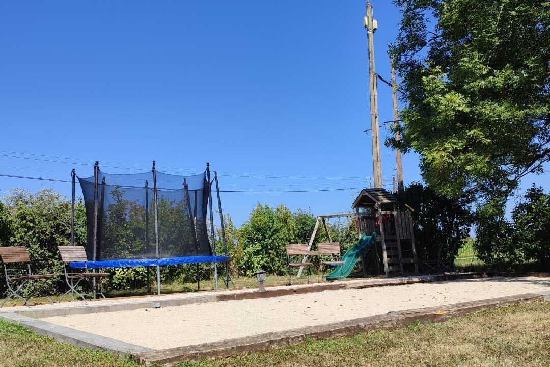 Photo of Others in Domsure