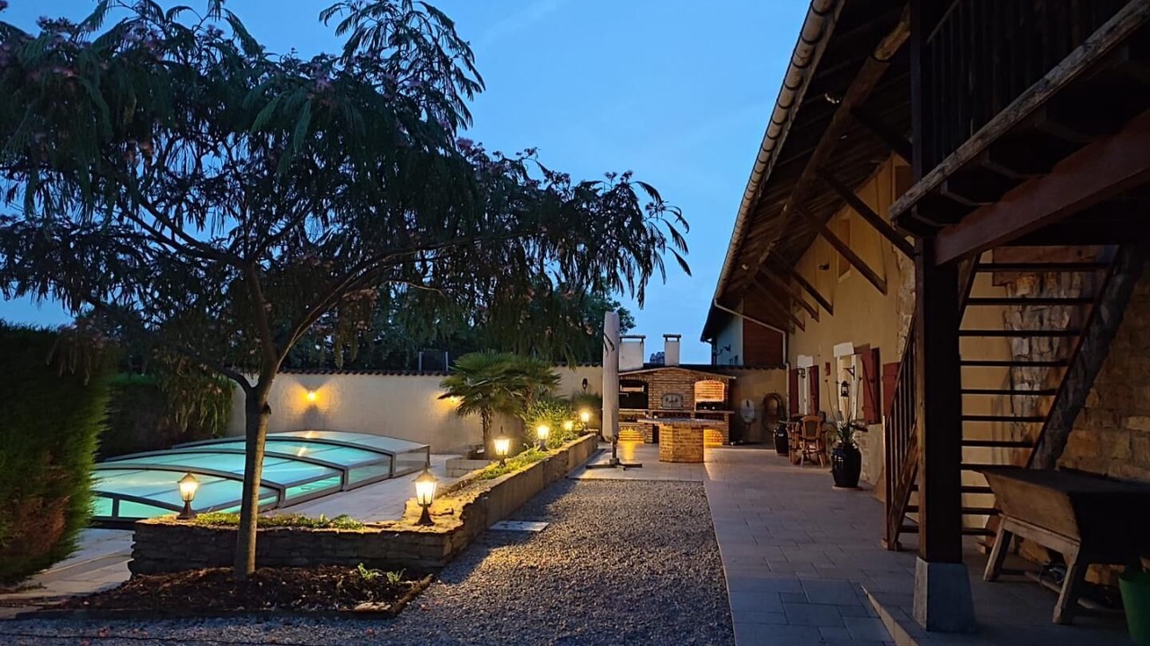 Photo of Outdoor in Domsure