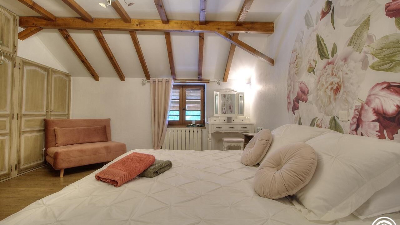 Photo of Bedroom in Domsure