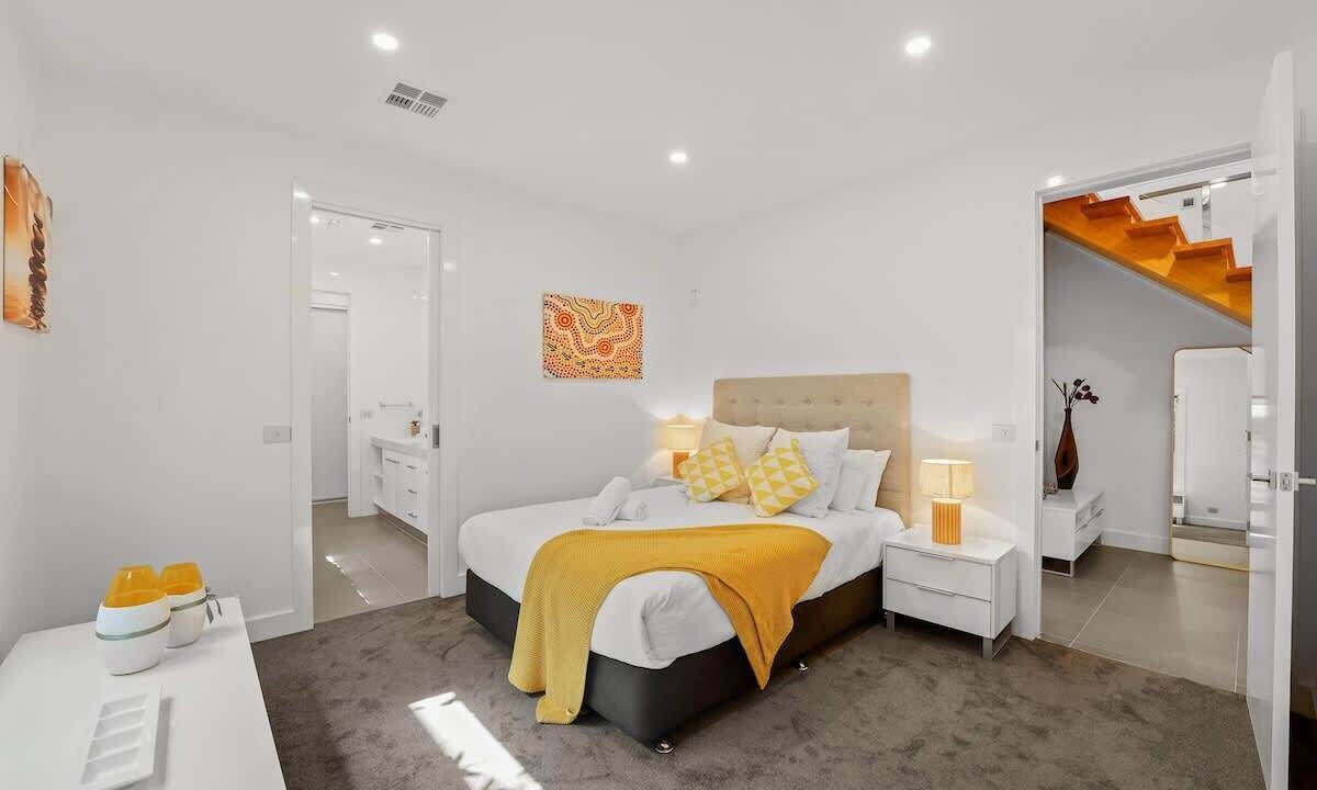 Photo of Bedroom in North Shore