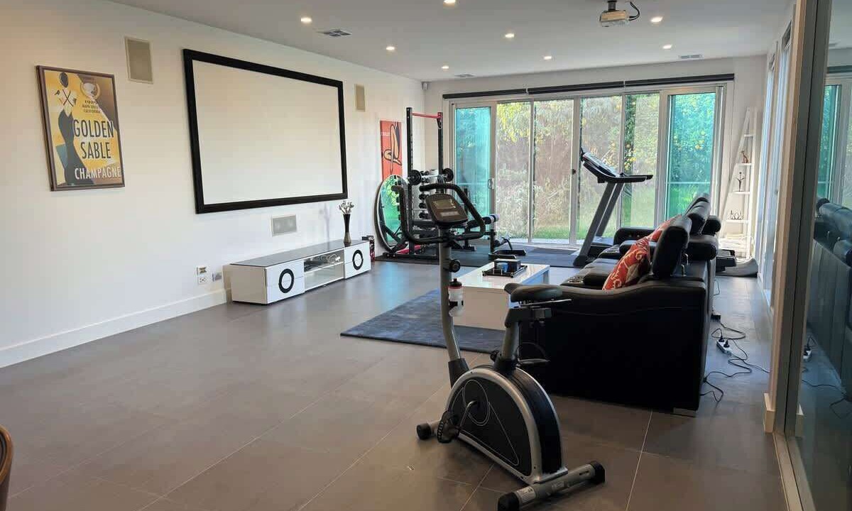 Photo of Others in North Shore