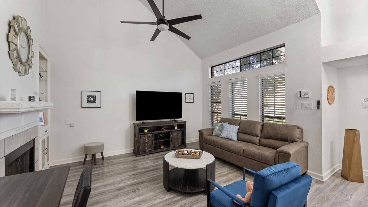 Photo of Bedroom in Euless