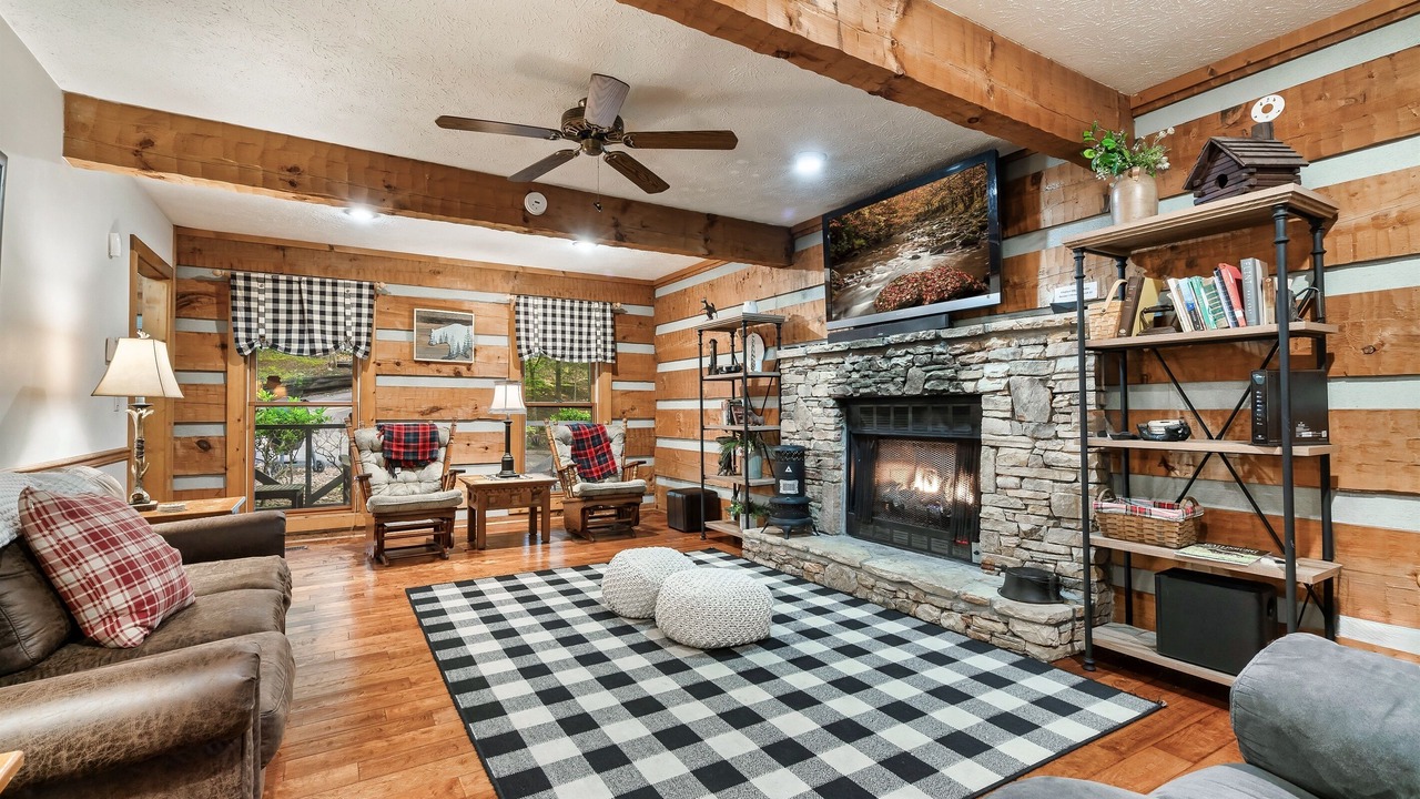 Photo of Livingroom in Sevierville