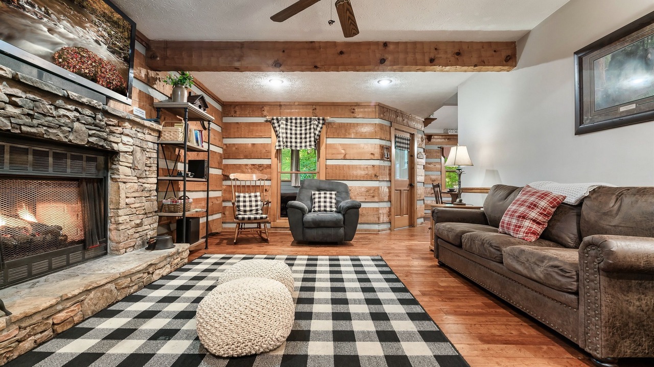 Photo of Bedroom in Sevierville
