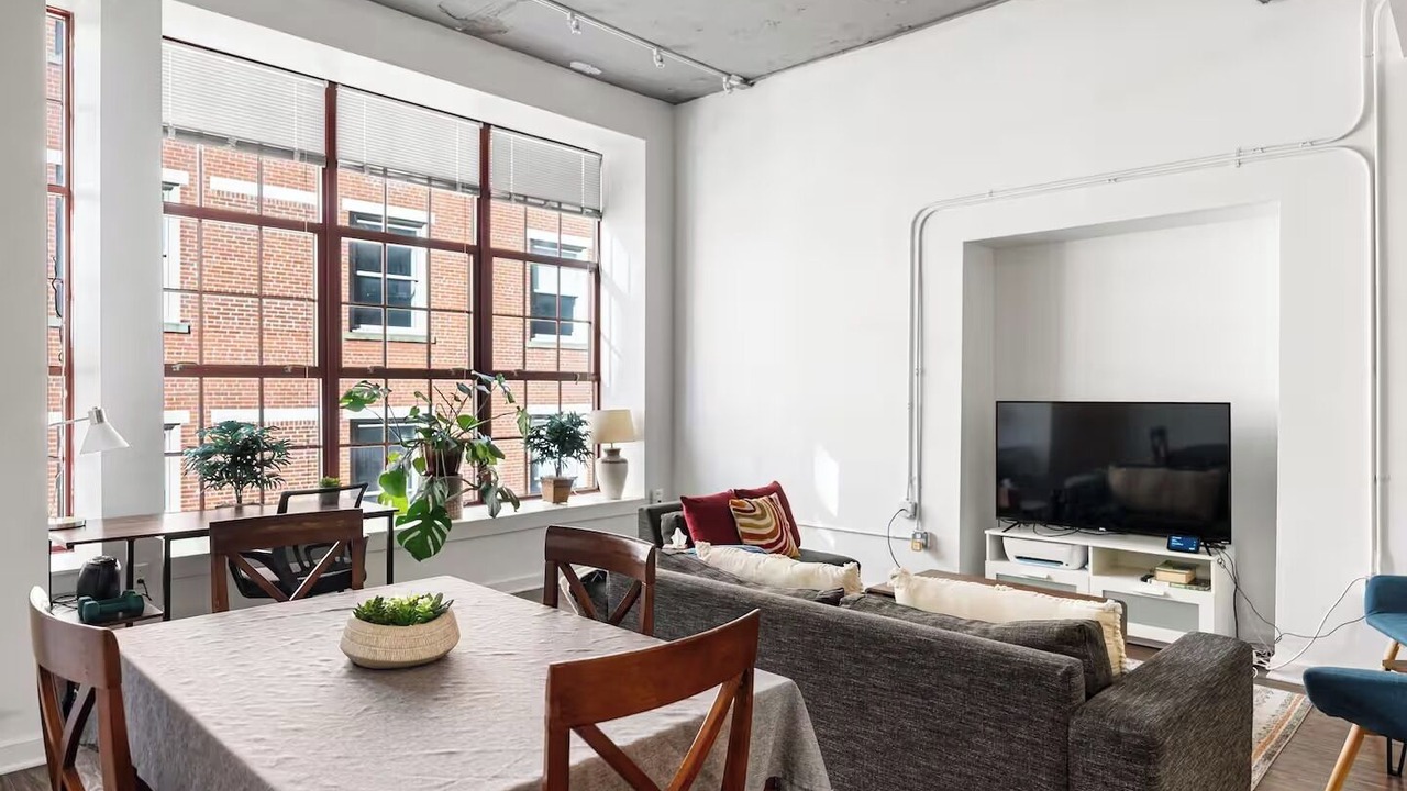 Photo of Livingroom in Cultural District