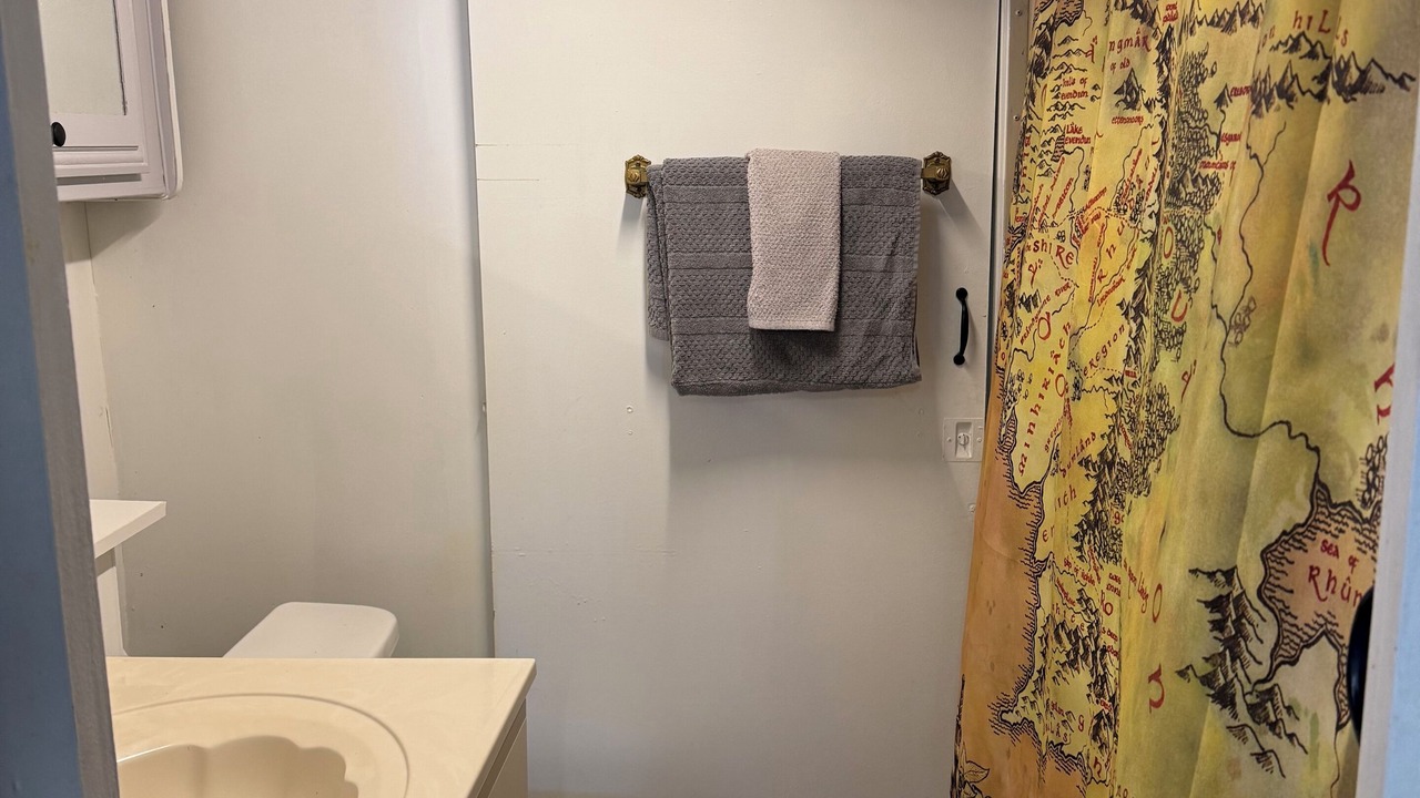 Photo of Bathroom in Jacarandas