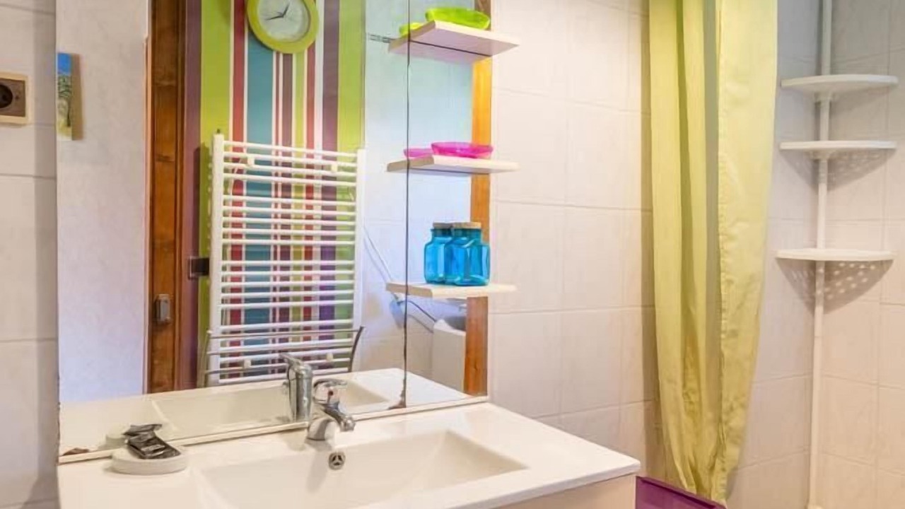 Photo of Bathroom in Mercury