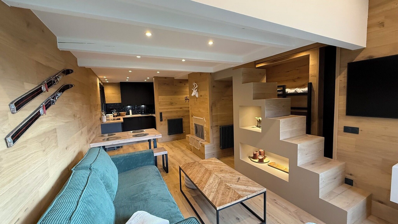 Photo of Livingroom in Peone