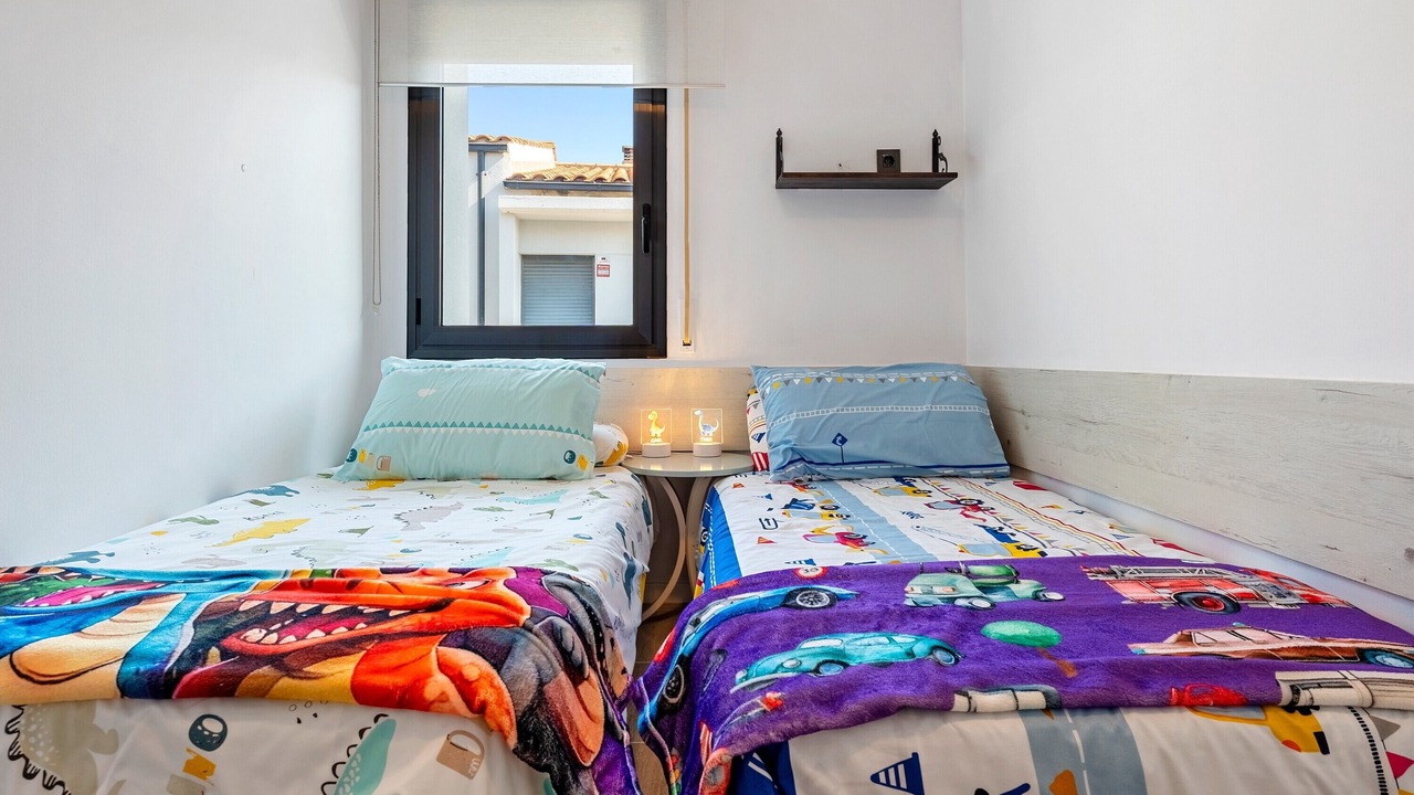 Photo of Bedroom in El Roc de Sant Gaieta