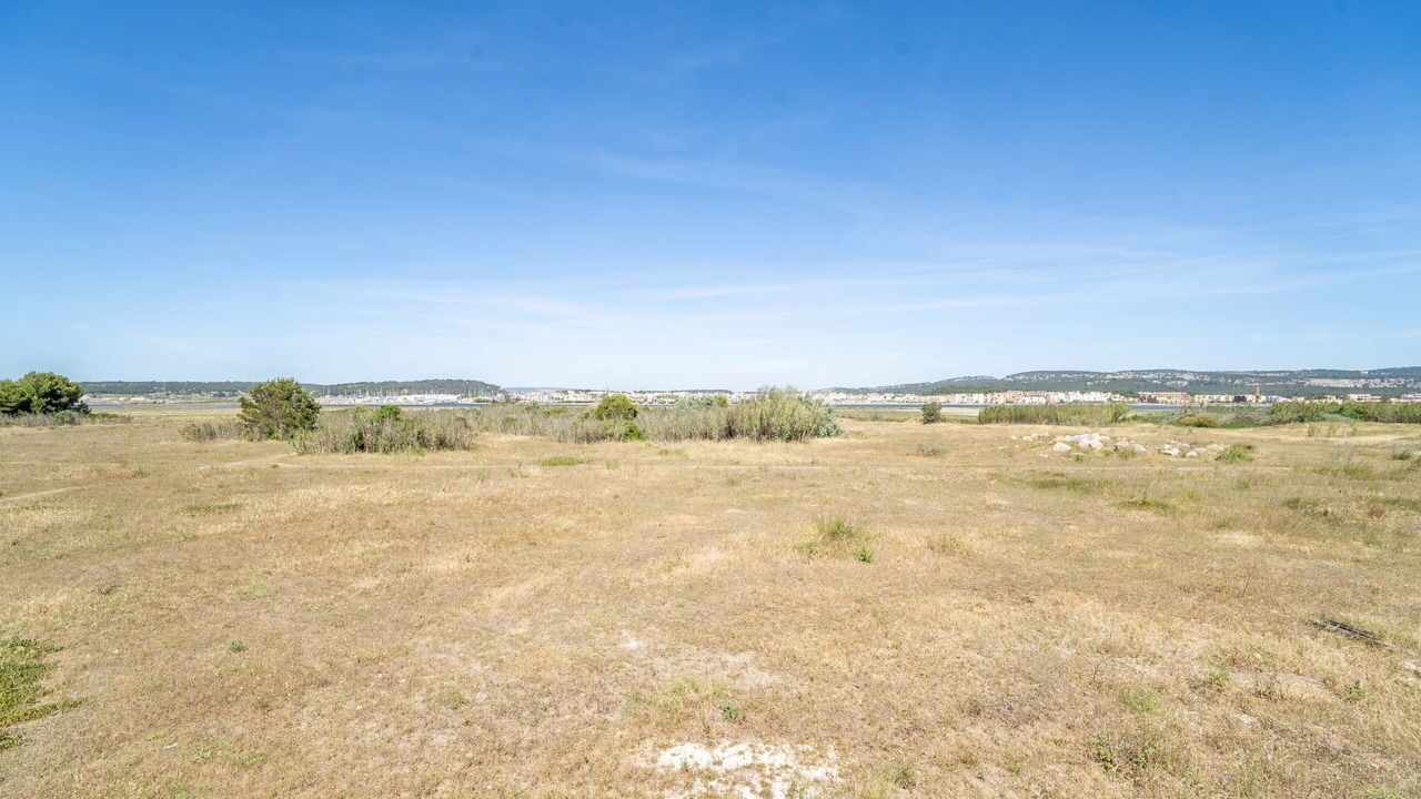 Photo of Others in Gruissan