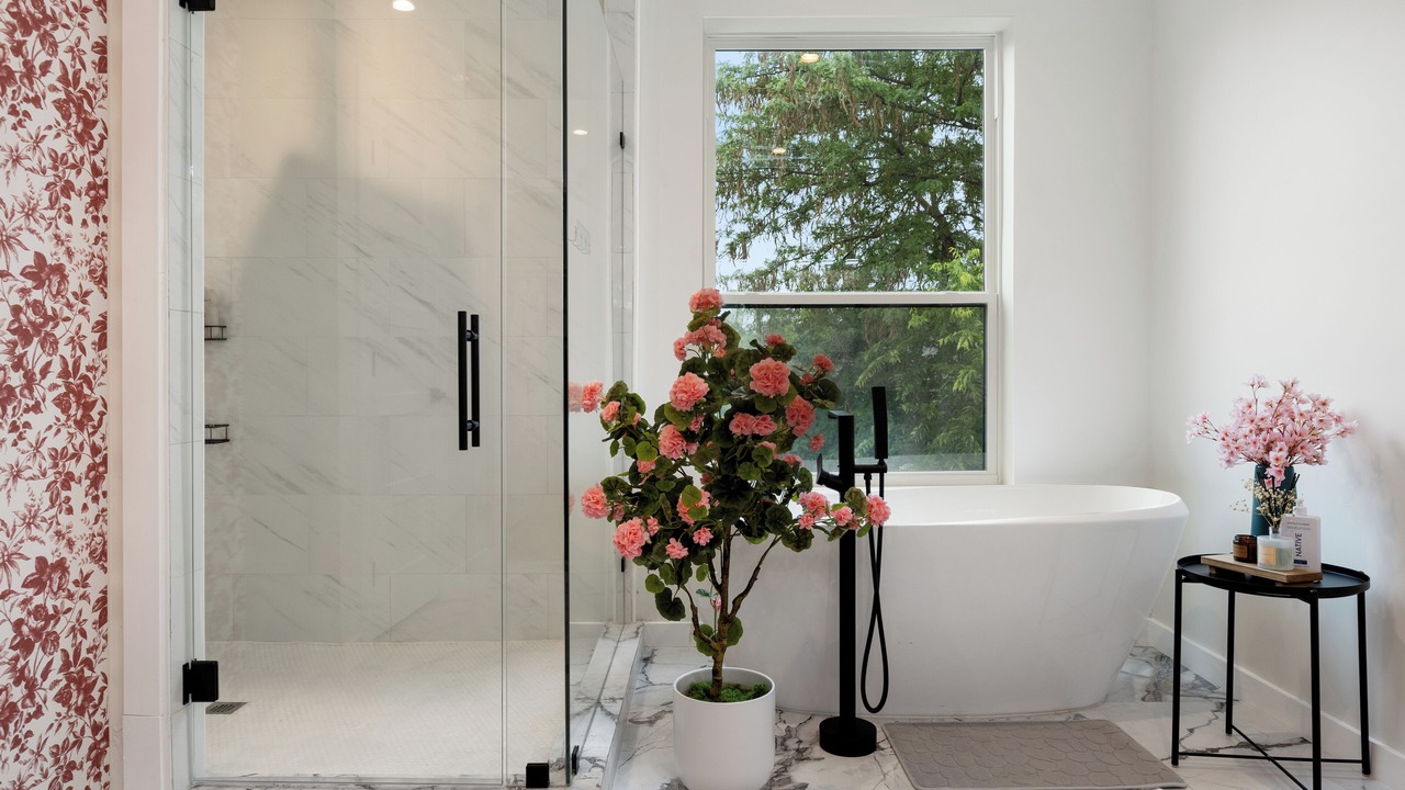 Photo of Bathroom in West Dallas