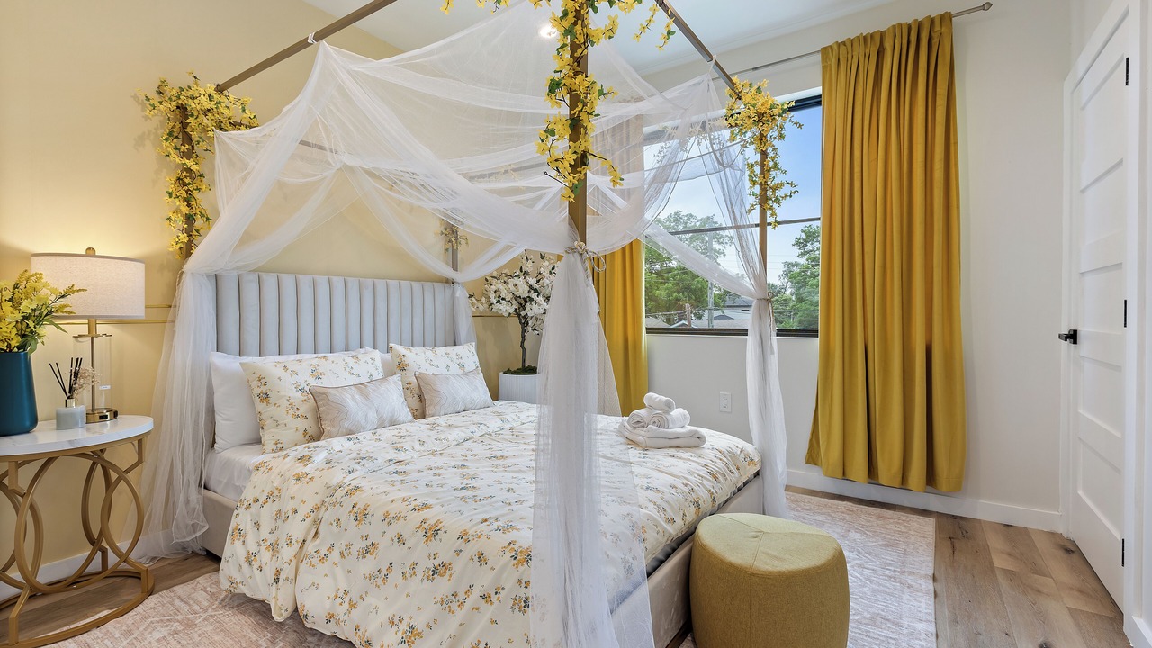 Photo of Bedroom in West Dallas