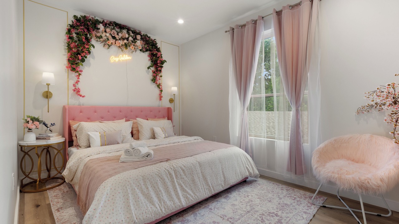 Photo of Bedroom in West Dallas