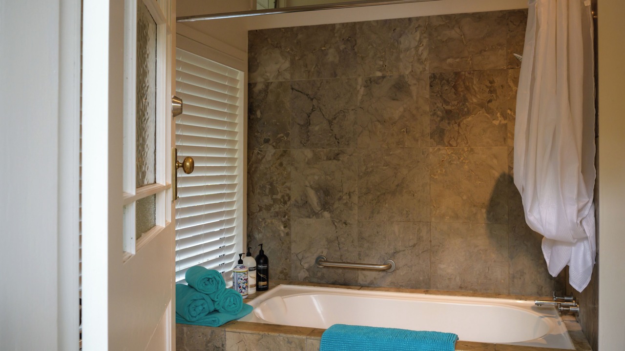 Photo of Bathroom in Upper Coopers Creek