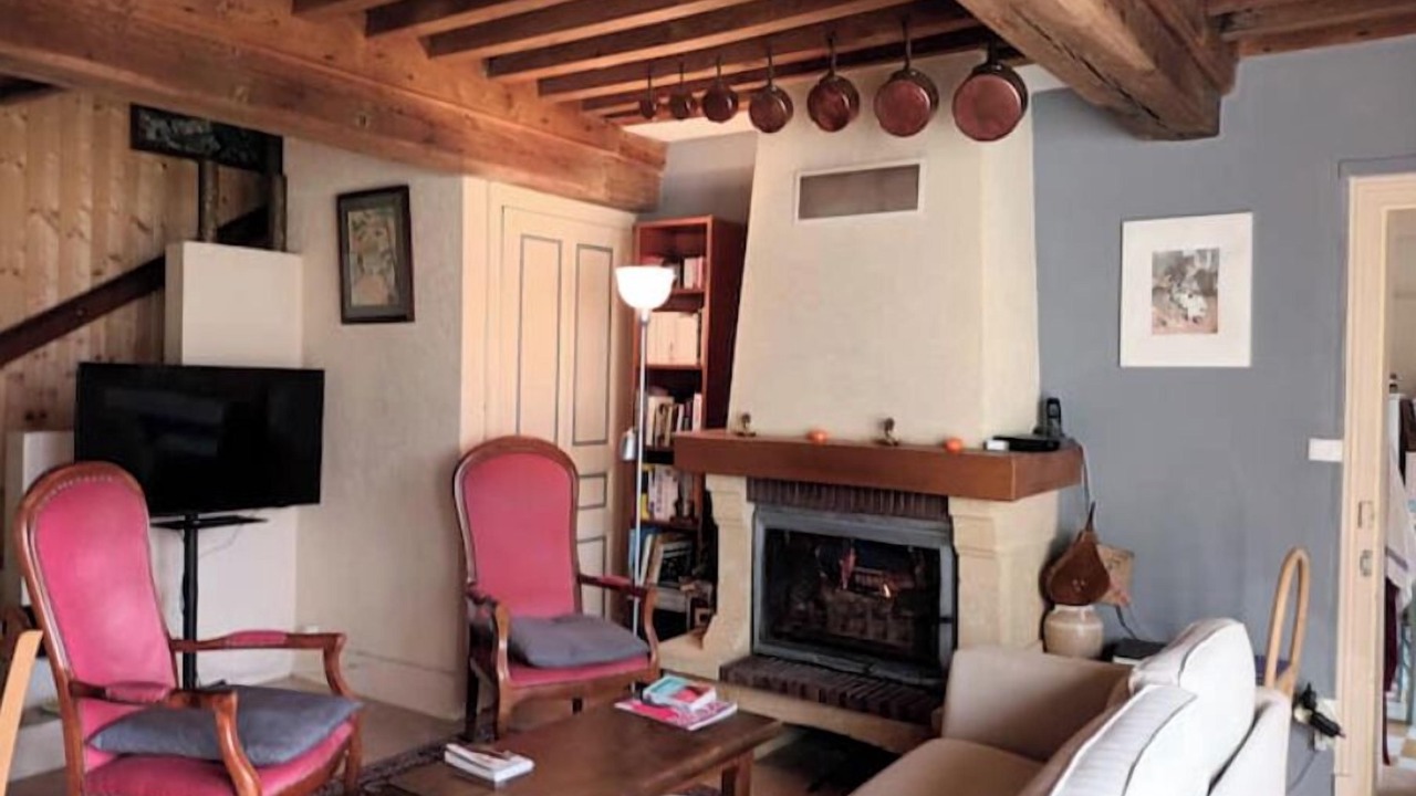 Photo of Livingroom in Moux-en-Morvan