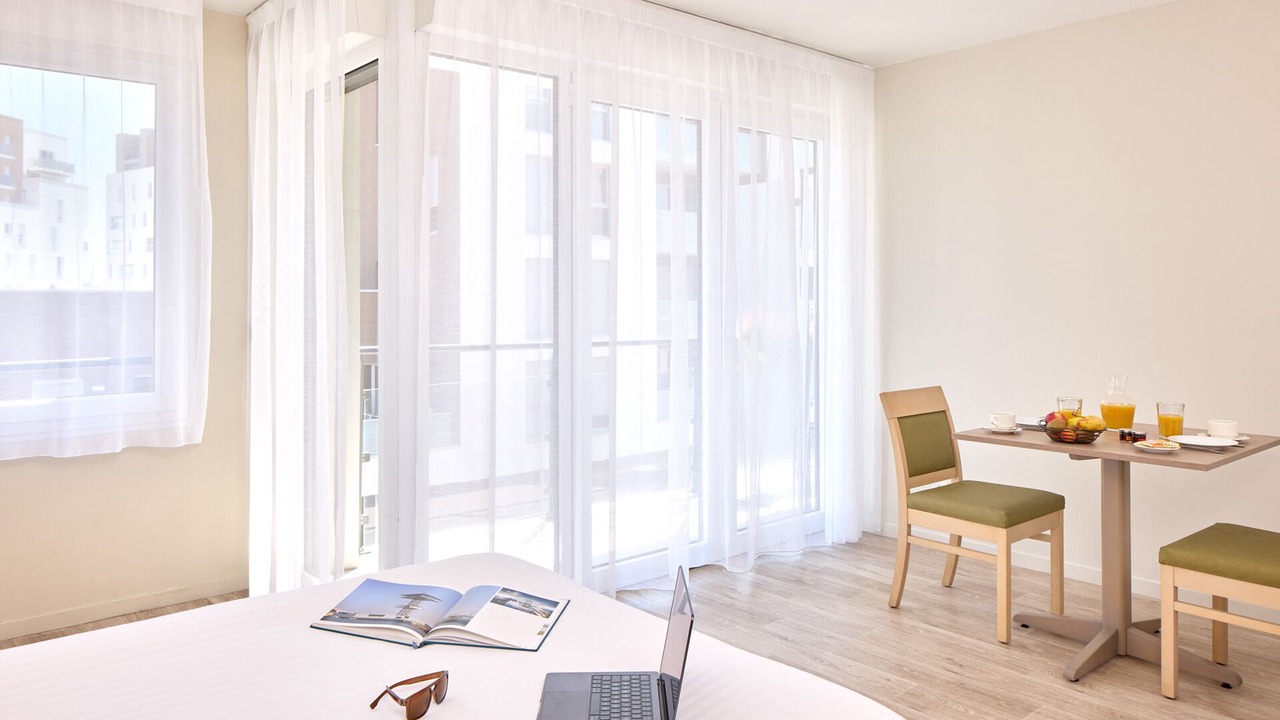 Photo of Livingroom in Sainte Marie - Saint Leon