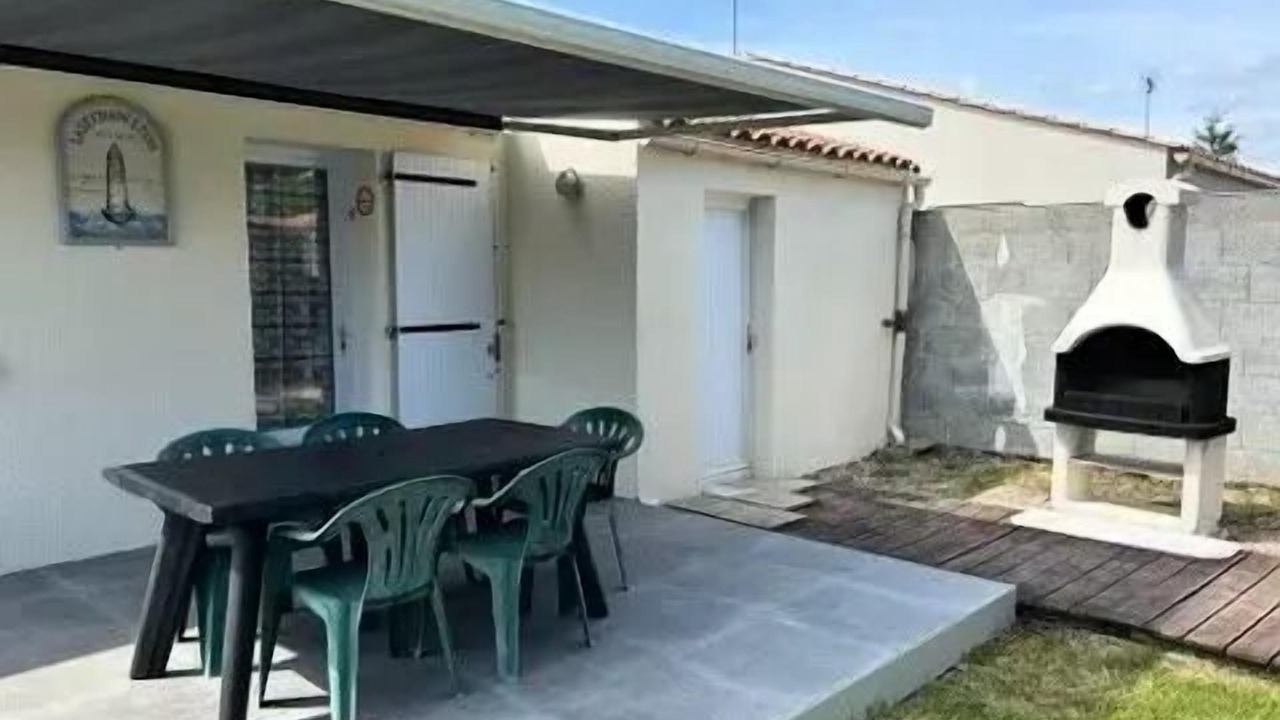 Photo of Outdoor in Landevieille