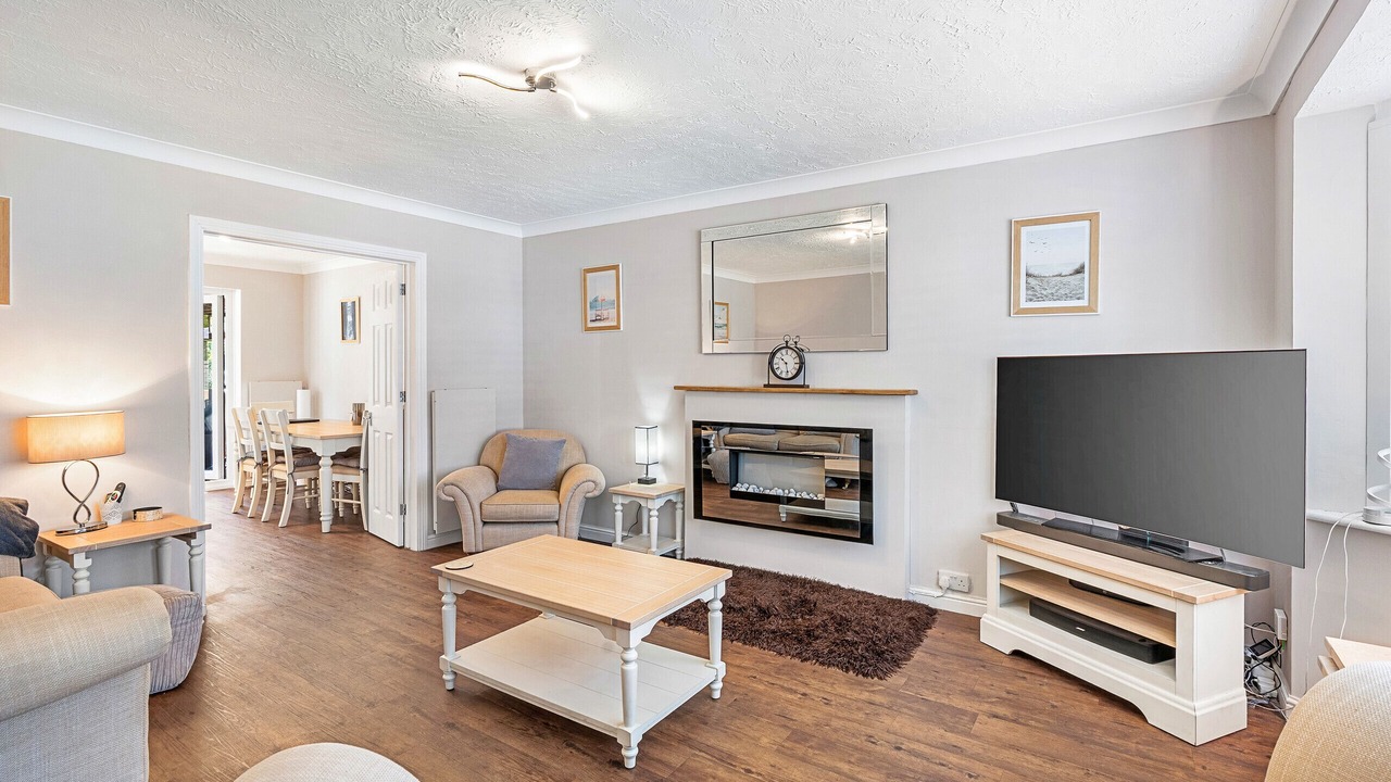 Photo of Livingroom in Upper Dicker