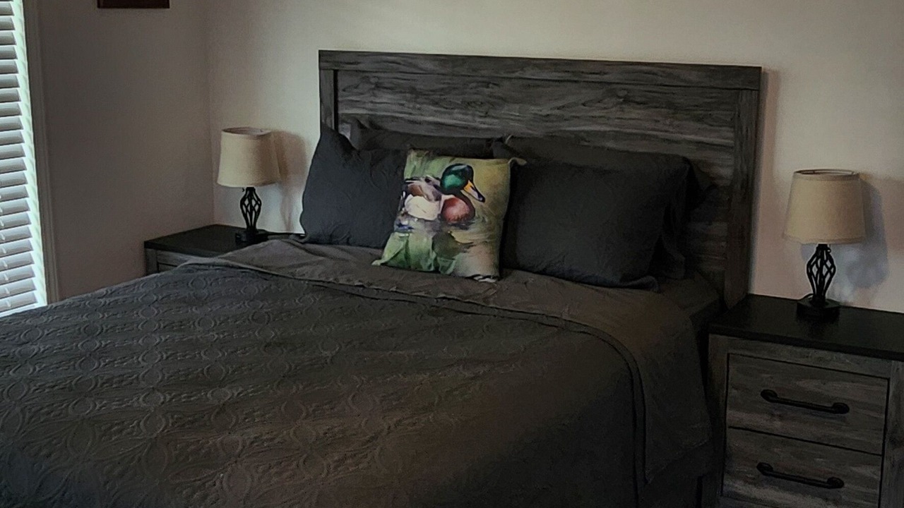 Photo of Bedroom in Beech Grove