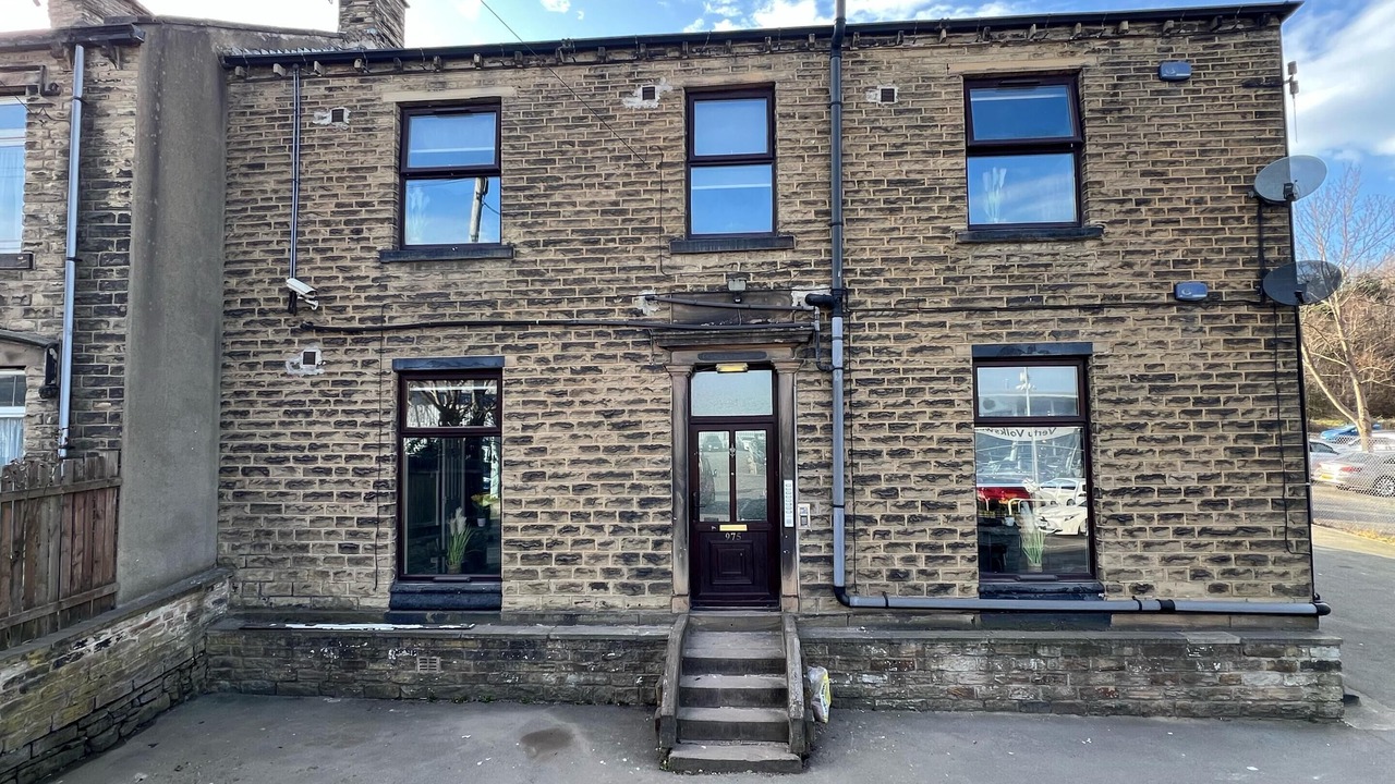 Photo of Others in Huddersfield