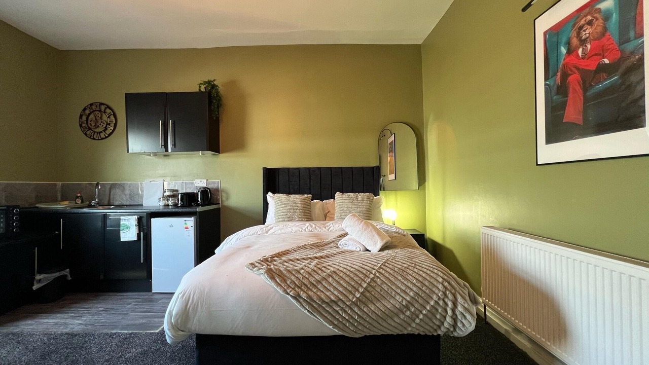 Photo of Others in Huddersfield