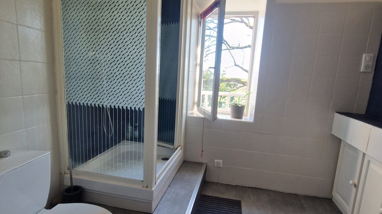 Photo of Bathroom in Parisot