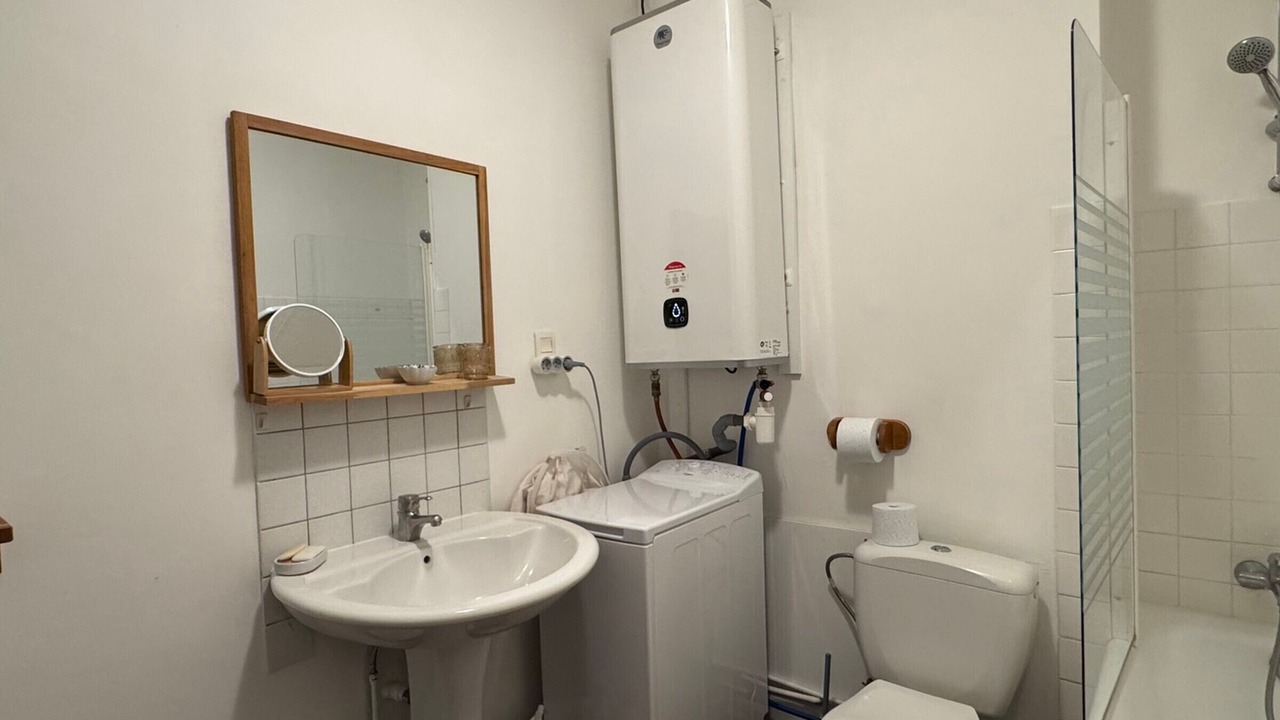 Photo of Bathroom in Aix-les-Bains City Center