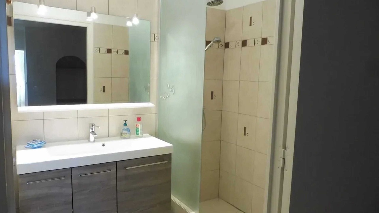 Photo of Bathroom in Uzes