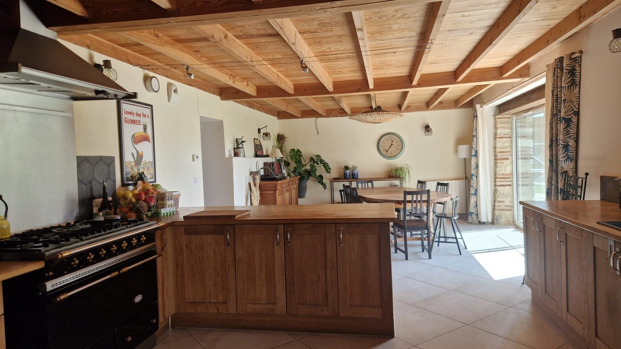 Photo of Kitchen in Parisot