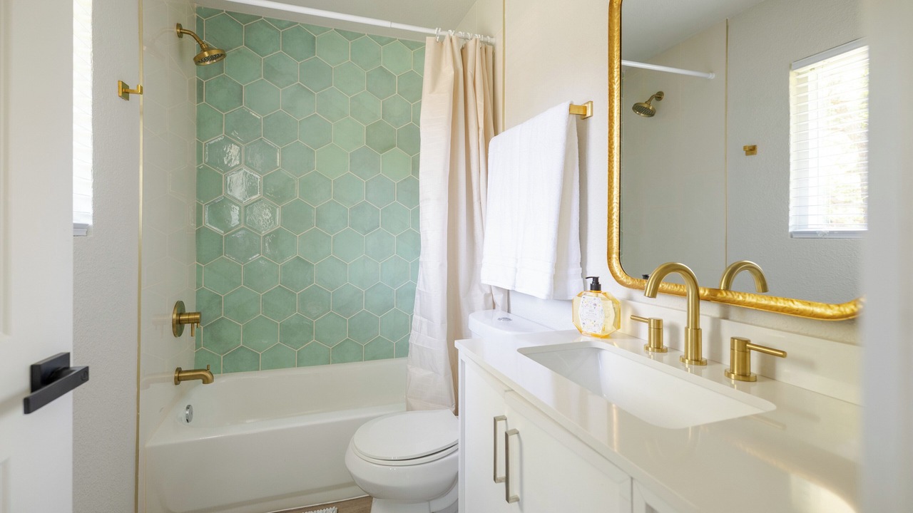 Photo of Bathroom in East Congress