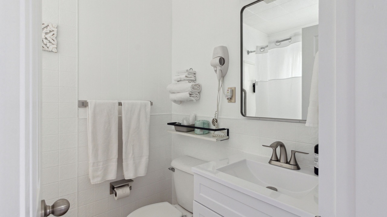 Photo of Bathroom in Arcadia