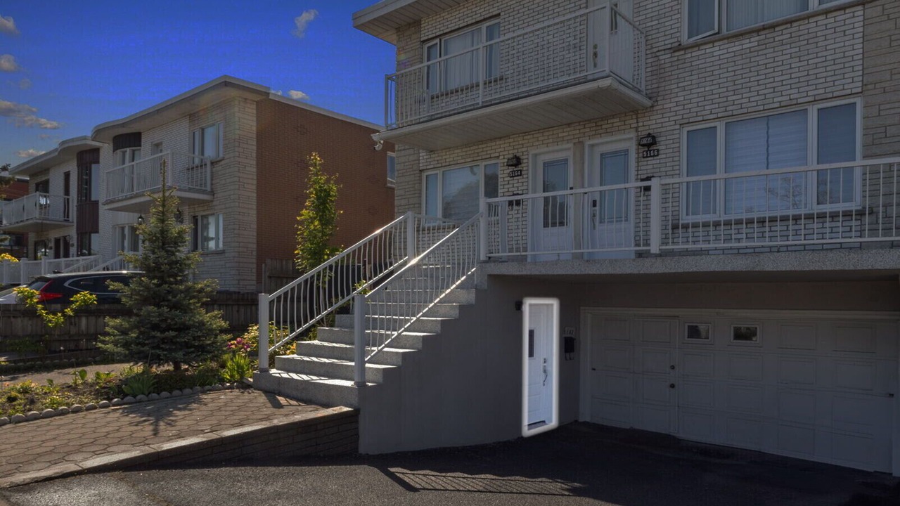 Photo of Outdoor in Laval