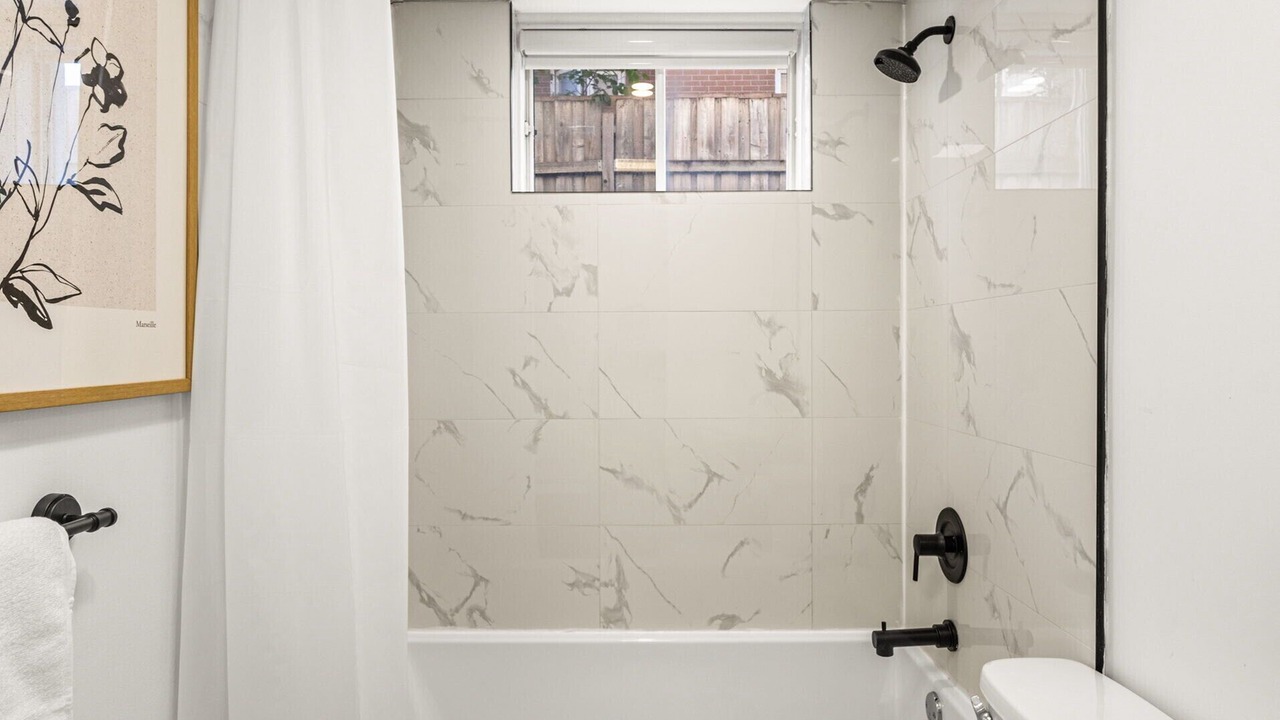 Photo of Bathroom in Laval