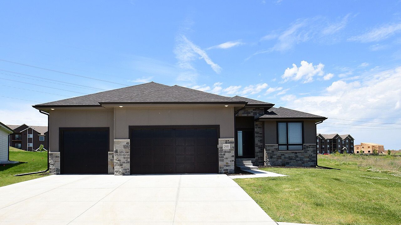 Photo of Outdoor in Elkhorn