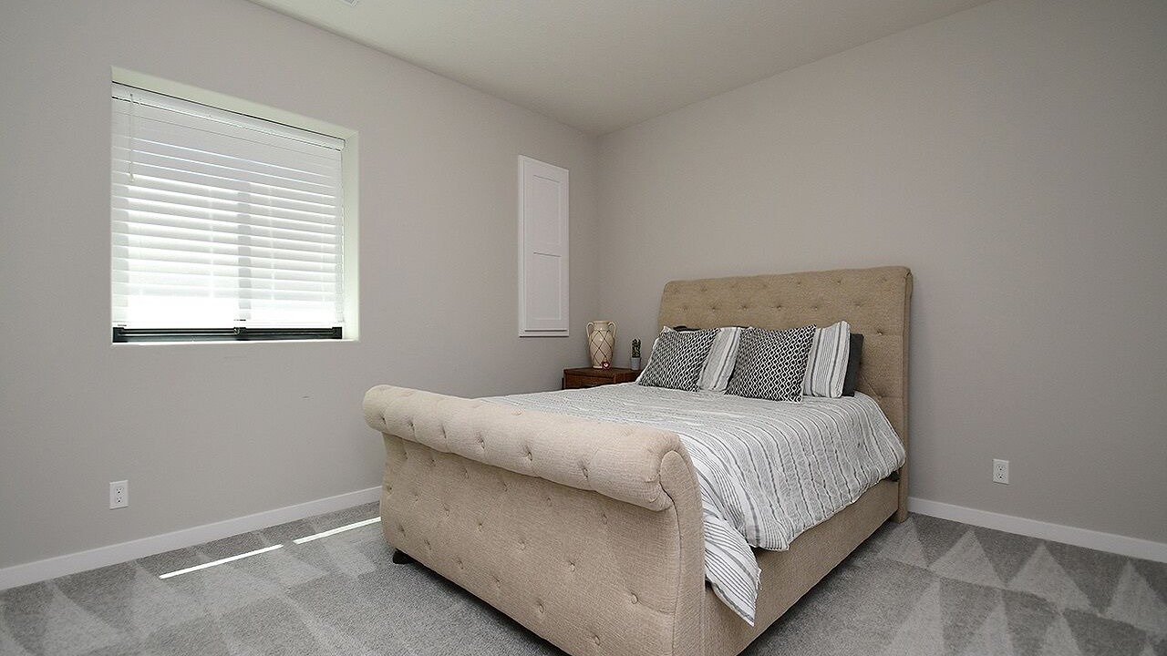 Photo of Bedroom in Elkhorn